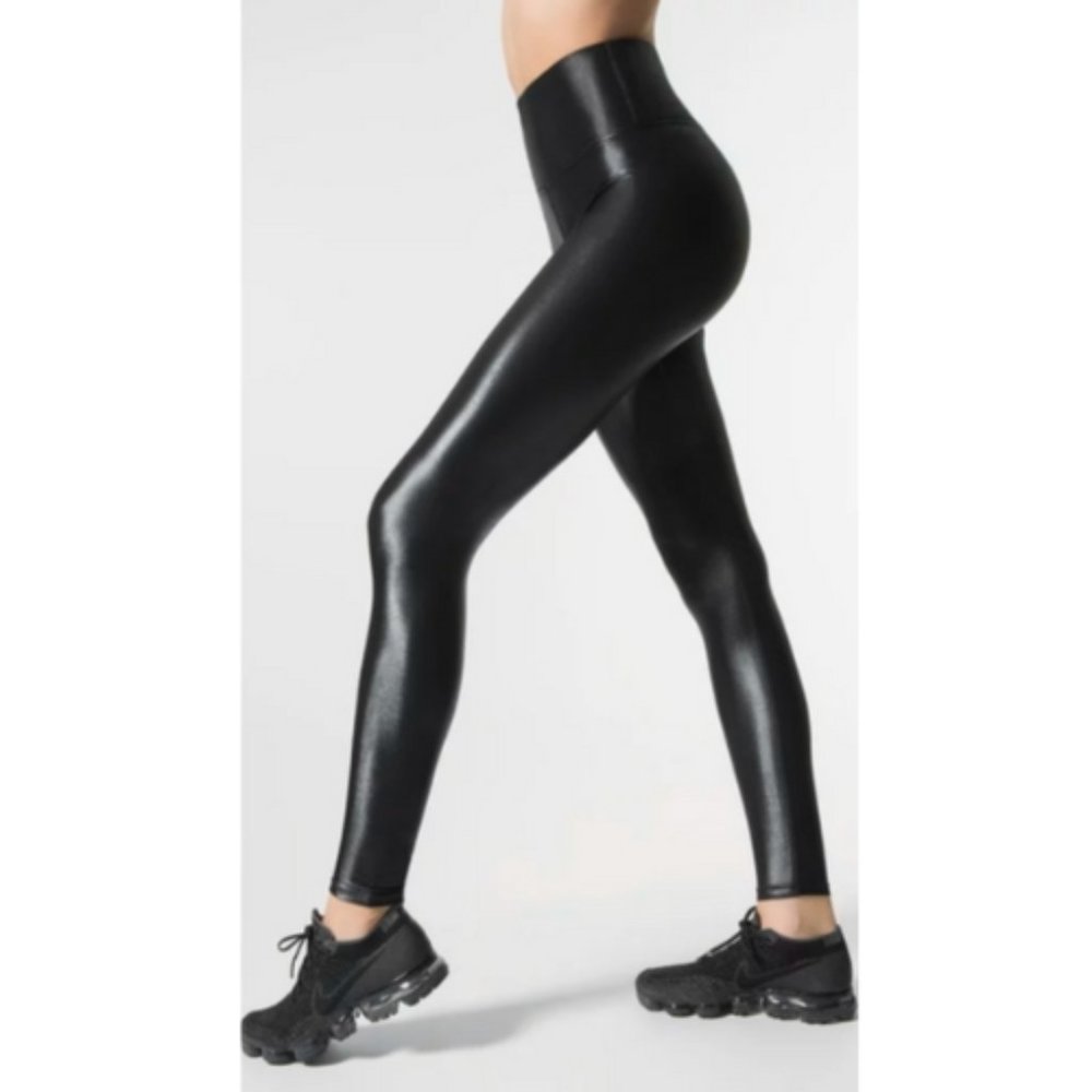 Carbon38 High Rise Full-Length Legging in Takara Shine - black